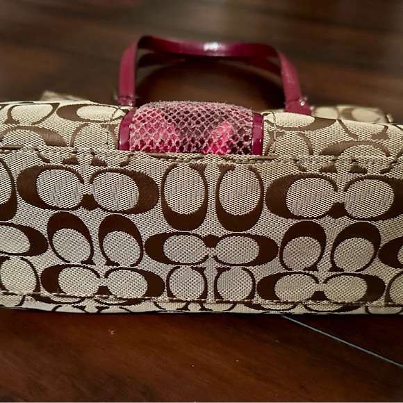 Coach Purse - Picture 2 of 7